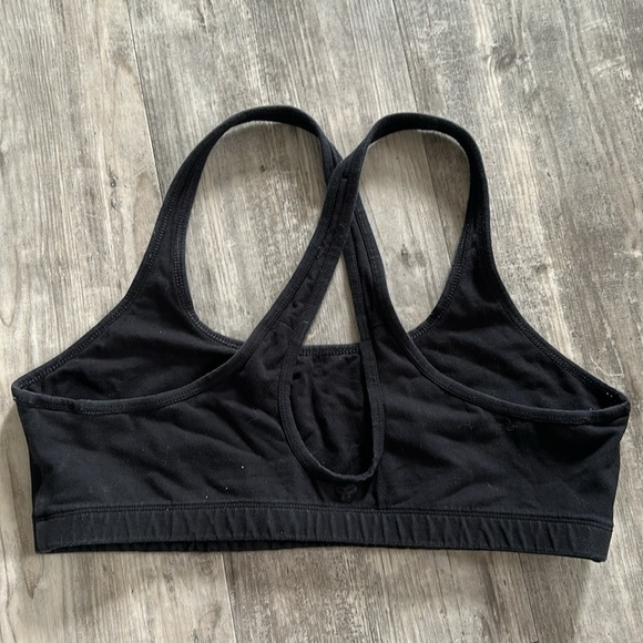 TNA Aritzia sports bra - Picture 4 of 4